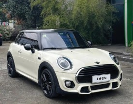 适合女性开的自动挡(适合女性开的自动挡小型车20万左右)