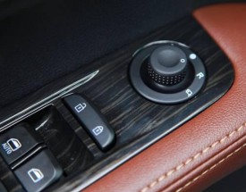 斯威汽车24小时服务电话 斯威汽车服务热线电话