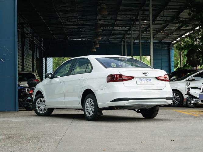 捷达va3与桑塔纳买哪个更好/捷达va3和桑塔纳哪个便宜