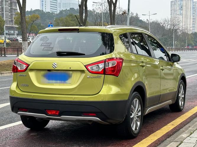 铃木锋驭汽车价格 铃木锋驭suv报价参数