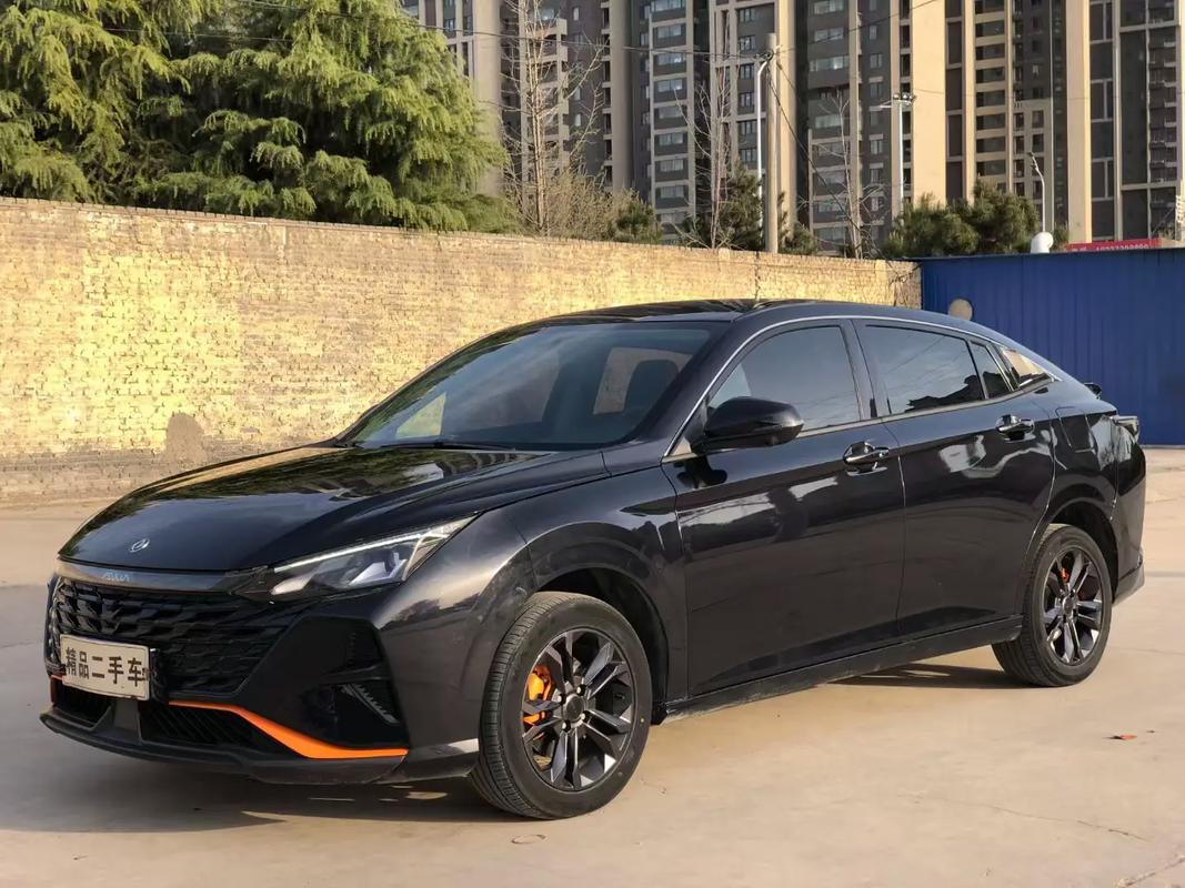 劲炫2022款报价及图片 东风奕炫价格及图片