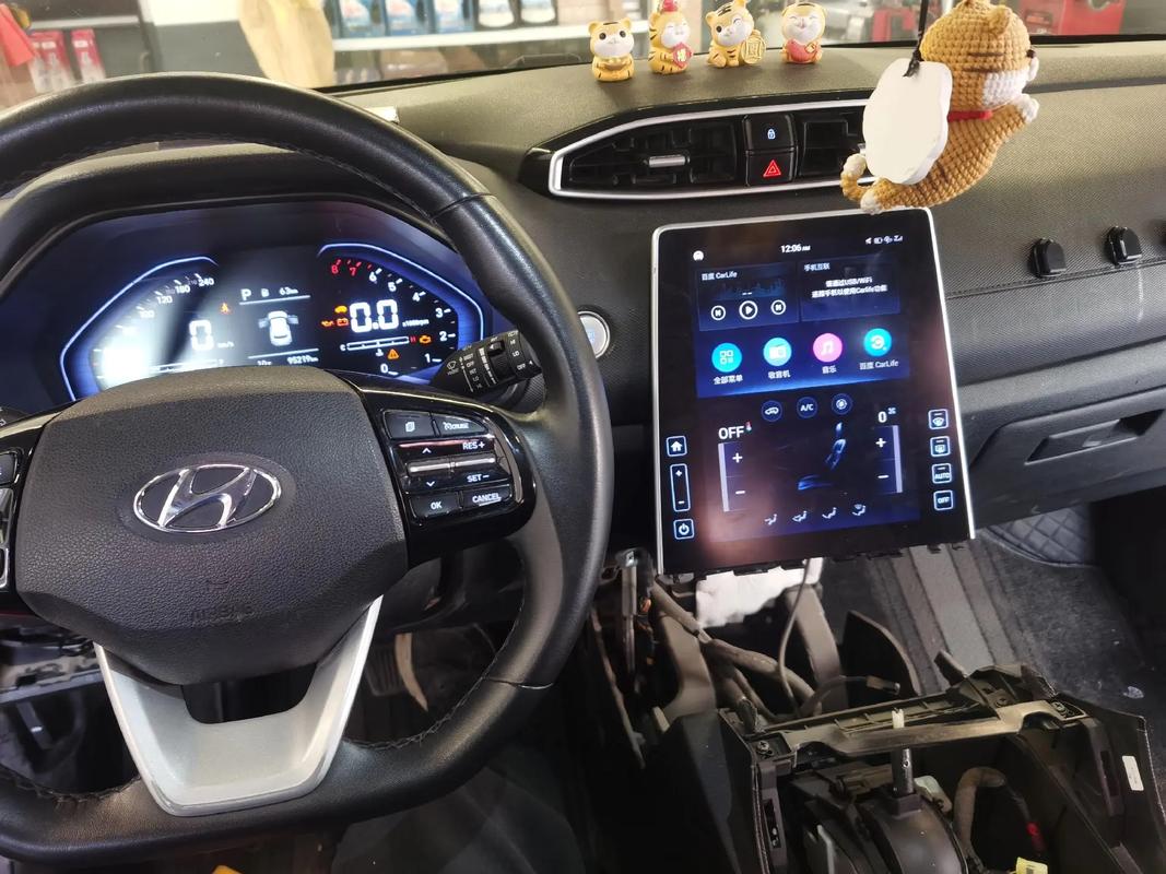 【北京现代索九,北京现代索九显示屏黑屏怎么办】