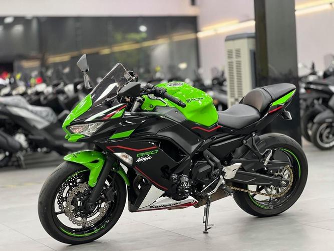 川崎650官方报价及图片/川崎650报价参数配置