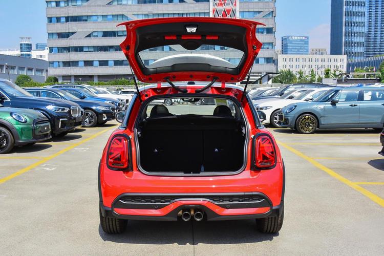 宝马迷你cooper后门双开,宝马mini后门双开的