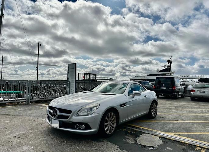 2020款奔驰slk200敞篷报价(奔驰slk200敞篷怎么样)