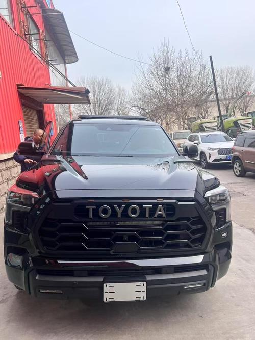 2024款红杉黑武士视频/丰田红杉黑武士