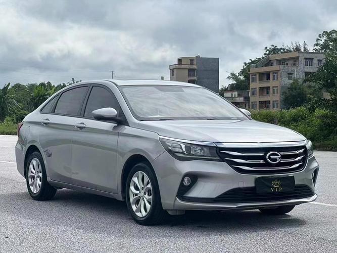 【三十万买什么汽车,三十万多买什么车】