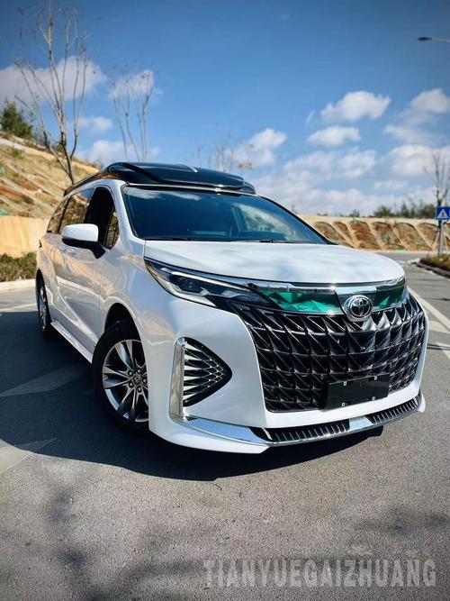 丰田七座车塞纳 丰田商务车七座塞纳价格图片