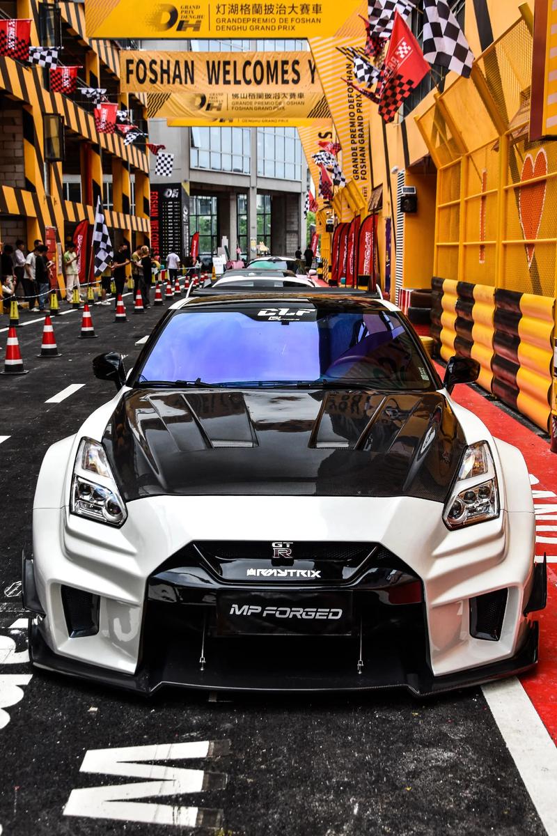 日产gtr图片高清,日产gtr所有车型图片