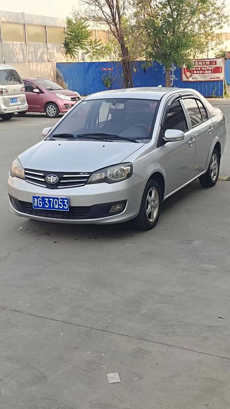 一汽威志v5油耗是几个油(一汽威志v5一箱油跑多少公里)